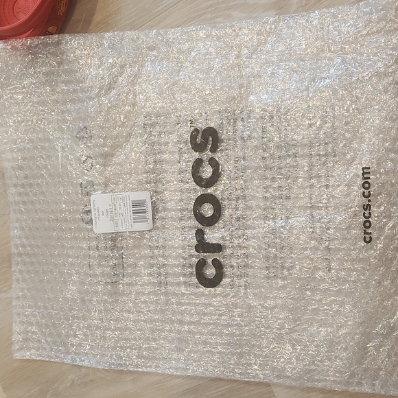 Crocs Crocslights Lightning McQueen Cars Limited Edition Disney Clogs Red M6 W8 - Picture 5 of 5